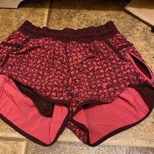 lululemon hotty hots